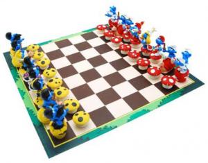 Schtroumpfs Chess Set