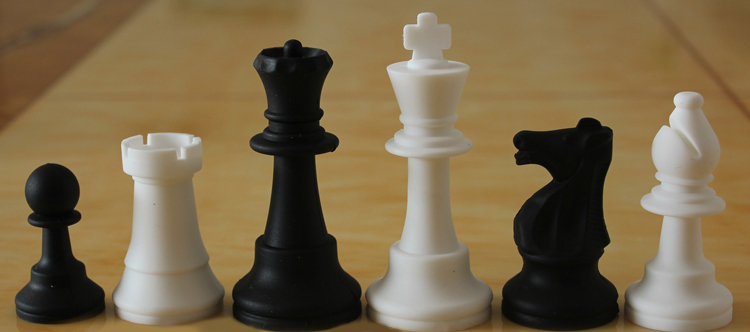 SILICONE CHESS PIECES