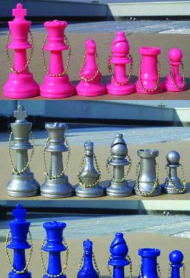 CHESS PIECE KEYCHAIN